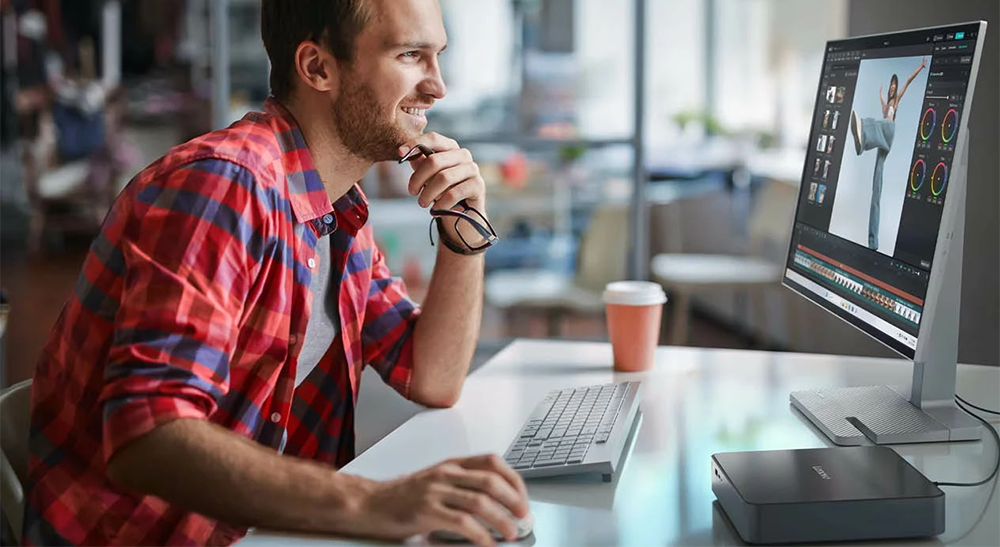 新品 ミニデスクトップパソコン PC Lenovo IdeaCentre Mini 01IRH10R Windows11 Core5 210H メモリ 16GB SSD 512GB Wi-Fi7 Office2024搭載可能