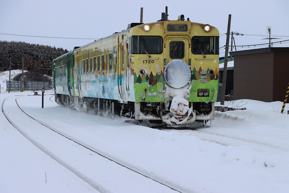 浜小清水で今期の「流氷物語」号(キハ40)を撮影(2026/2/2)