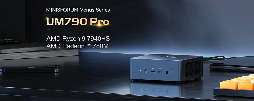 新品 ミニデスクトップパソコン PC MINISFORUM UM790 Pro AMD Ryzen9 7940HS メモリ 32GB SSD 512GB/1TB Wi-Fi6E 4画面同時出力 Windows11